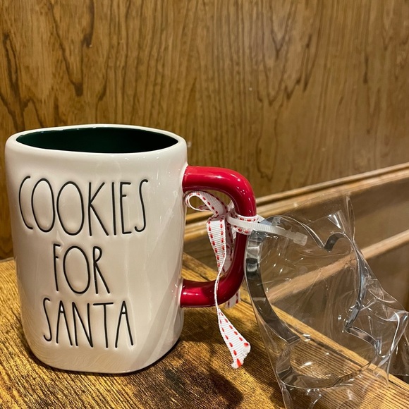 Rae Dunn COOKIES FOR SANTA Ceramic Mug with Mitten Cookie Cutter NEW!! - Picture 2 of 3